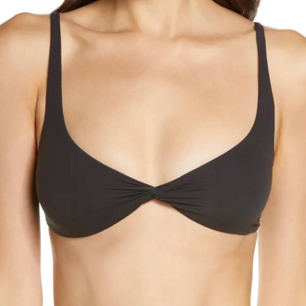 NEW with tag Skims FITS EVERYBODY SKIMPY SCOOP BRALETTE Onyx XXS nwt